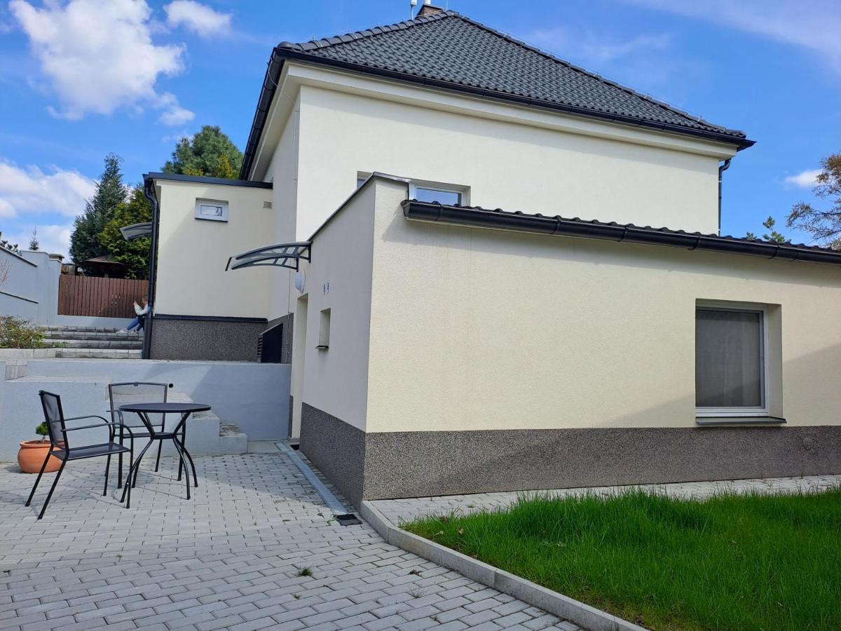 Apartmanovy Dum Se Zahradou V Klidne Casti Prahy Apartmán *